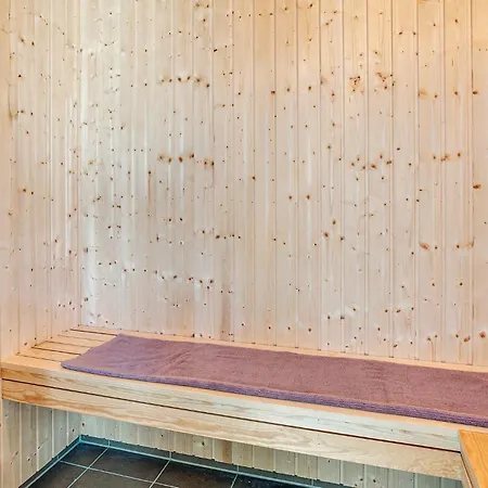 Awesome In With Sauna בית נופש